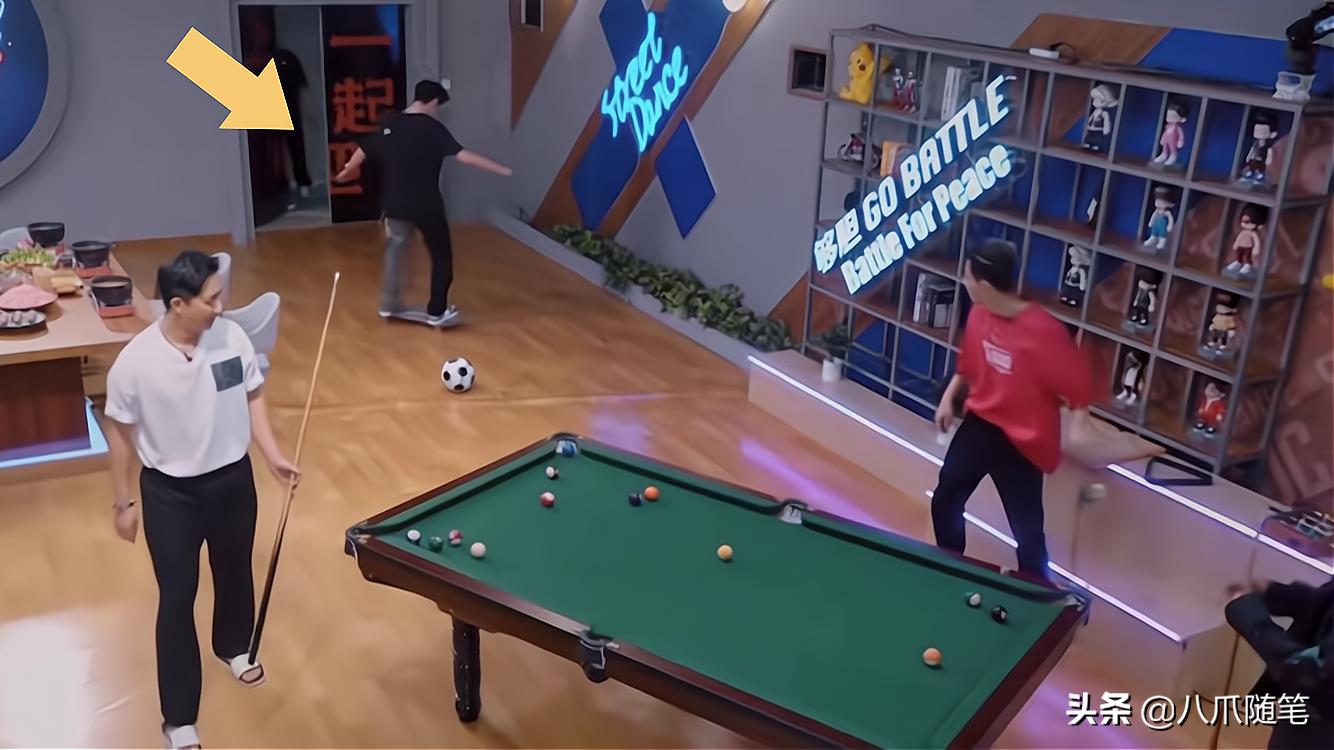 王一博运动少年完整版,王一博潮流男孩