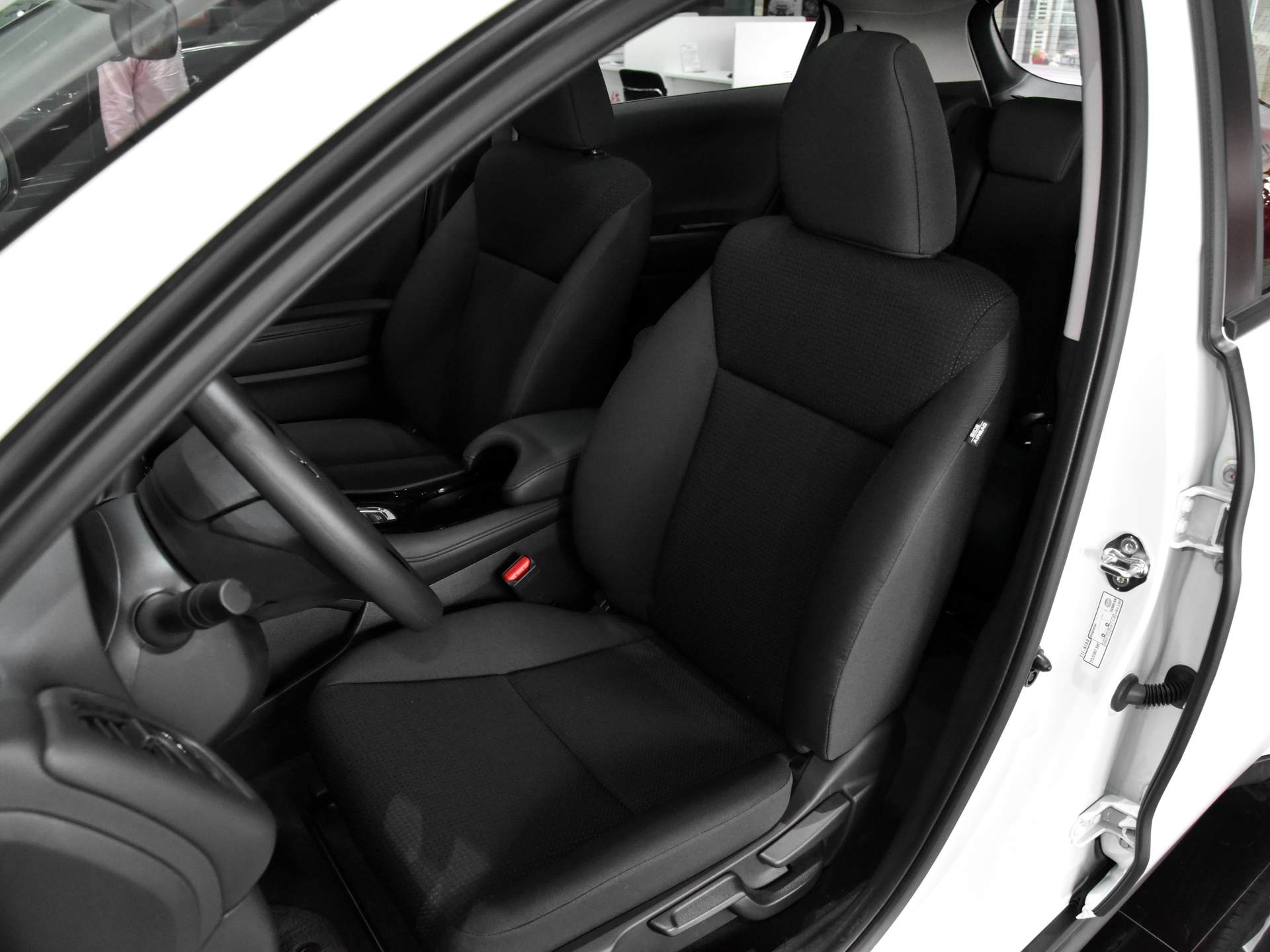 同级suv轿车油耗,同级空间最大小型suv