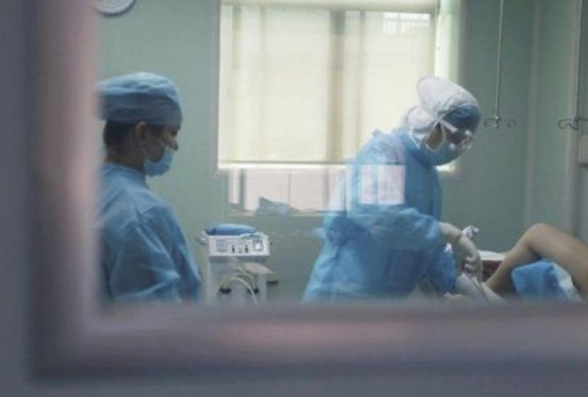 23岁人流两次的女人,40岁女人人流手术的伤害和后果
