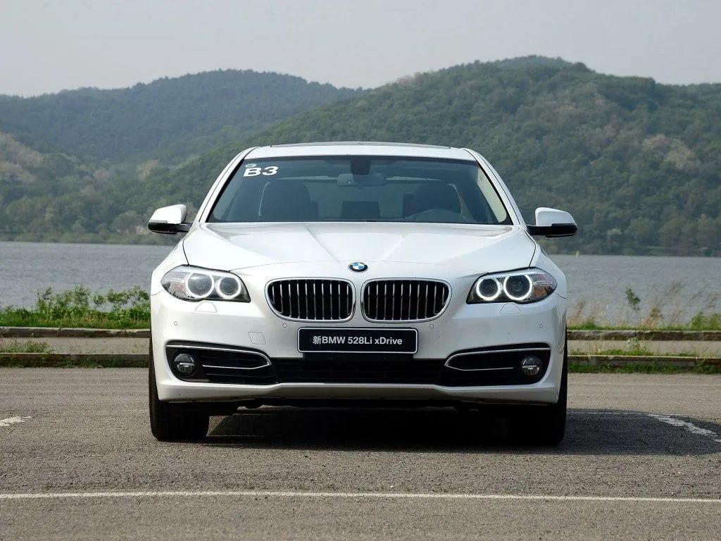 1万块钱以内买什么车省油,1万块以下有什么车