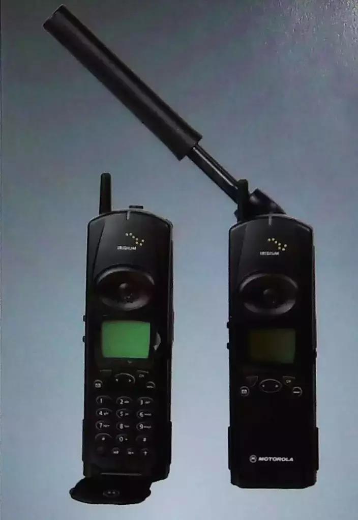 浙江商人收藏13000部古董手机金庸盛赞“美不胜收”