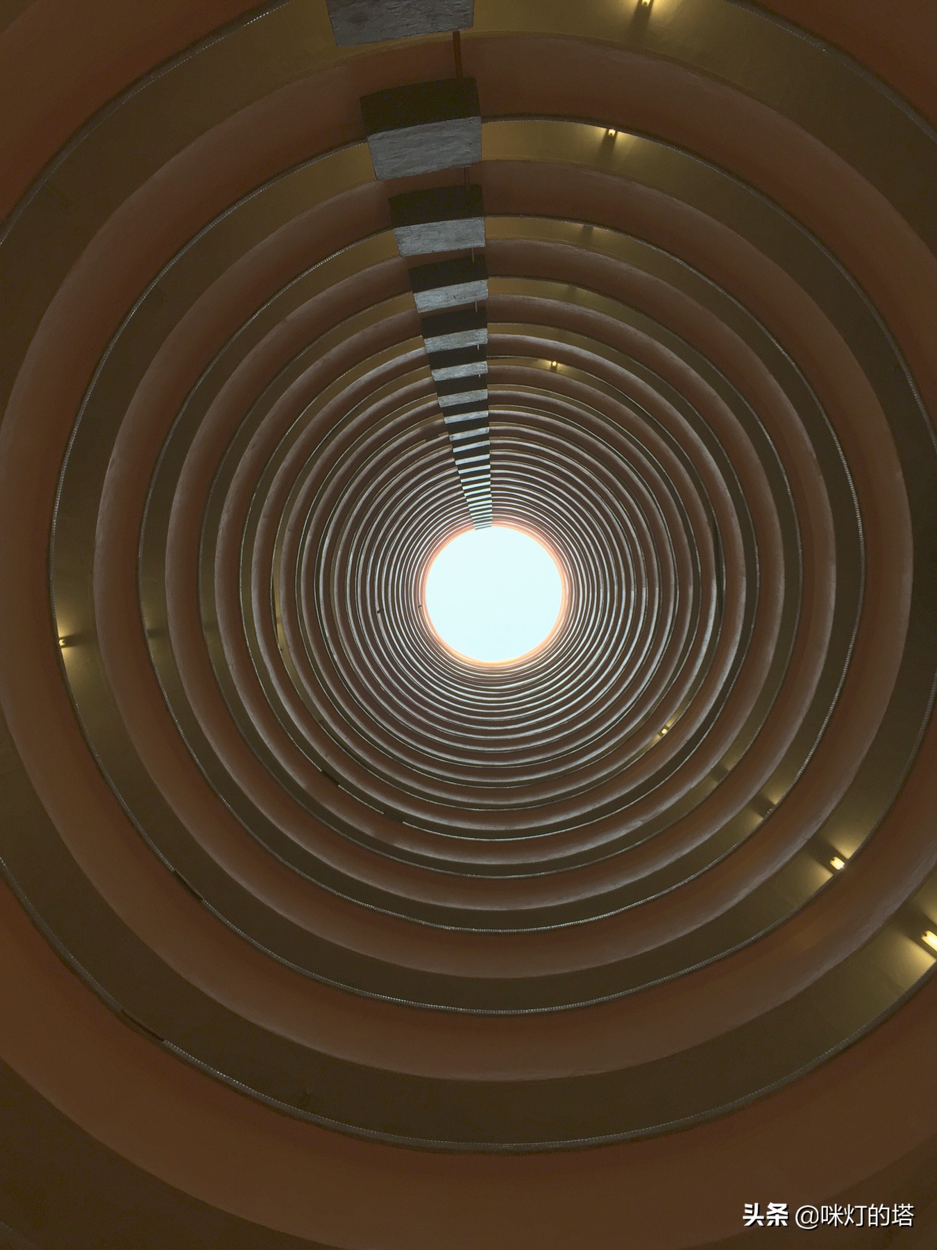 想在深圳创业不知道做什么,在深圳最有前途的创业