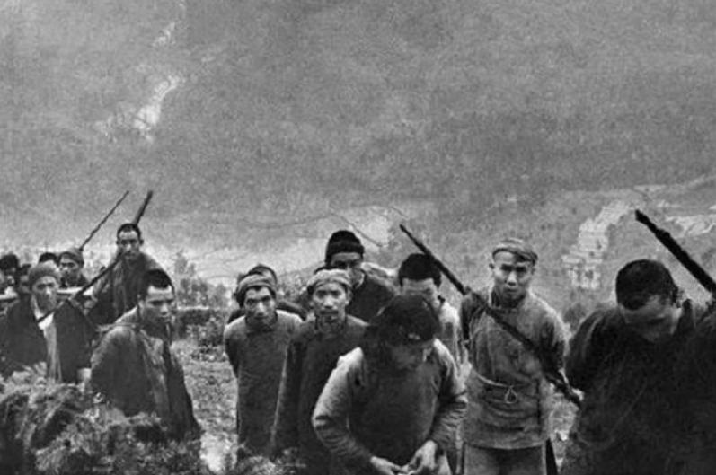 1953年，贵州女匪首被捕，参谋长询问主席意见，毛主席：放了她吧