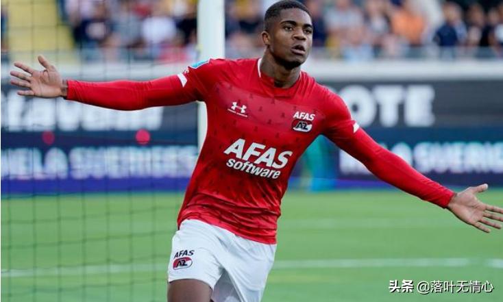 回顾阿扎尔的职业生涯,荷兰前锋博阿杜