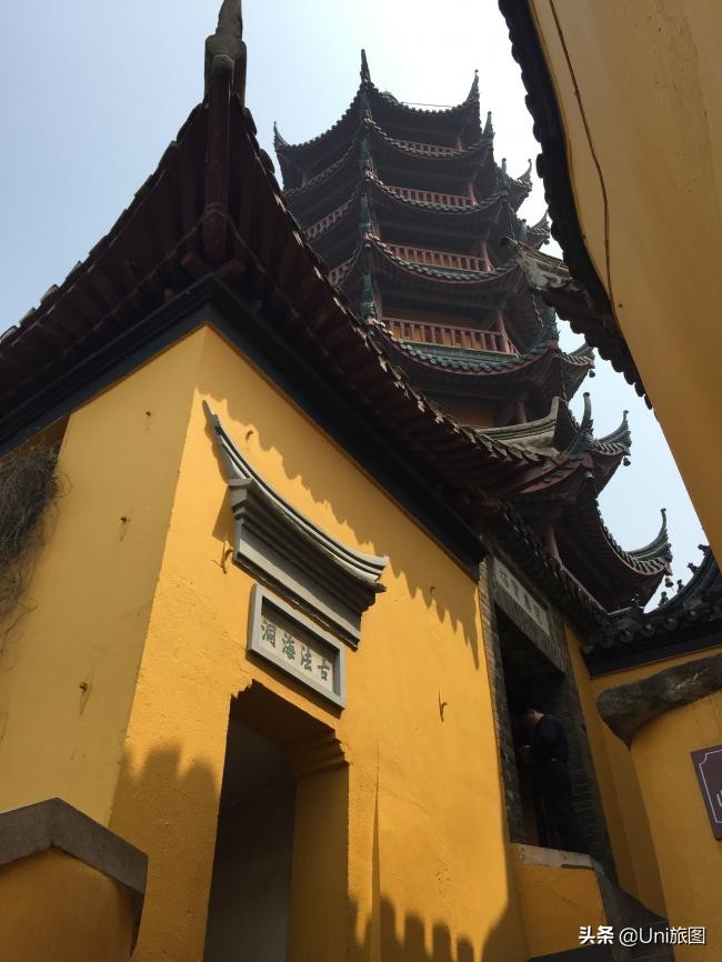 海外华人2019故乡行:去看看水漫金山的镇江金山江天禅寺,这个才是真正的金山寺,它今年真的没有被淹