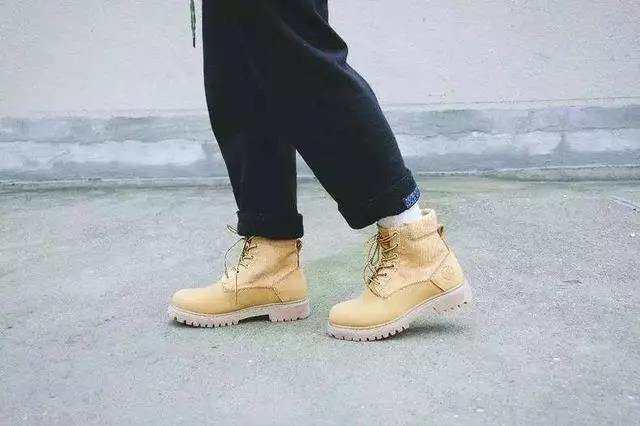 低帮鞋和高帮鞋哪个跳的高,低帮鞋和高帮鞋哪个对脚踝更好