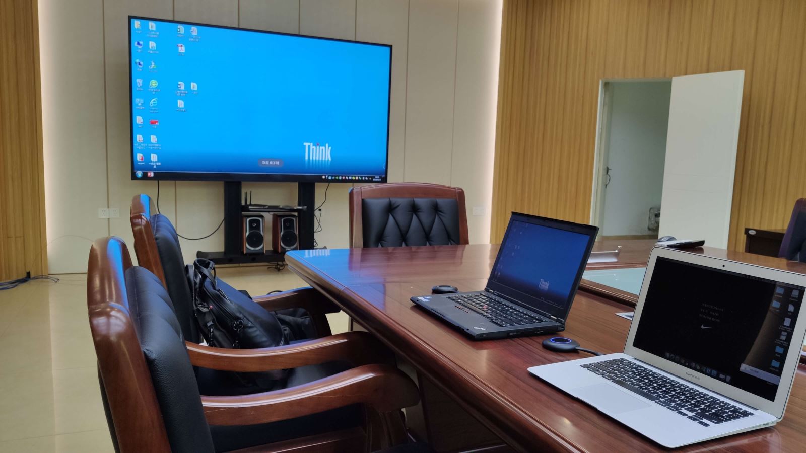 笔记本无线投屏到电视上教程,电脑怎么无线投屏到投影仪上