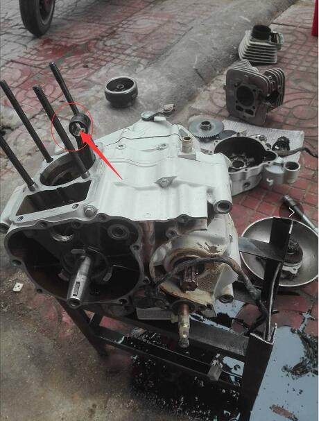 摩托车行驶中熄火过一会才能启动,新手摩托车突然熄火的几种情况