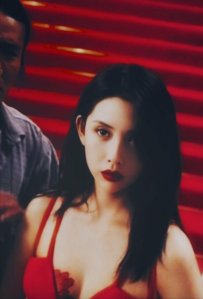 头顶塌自动卷发棒怎么烫蓬松,头顶塌发尾蓬松怎么办可以软化吗