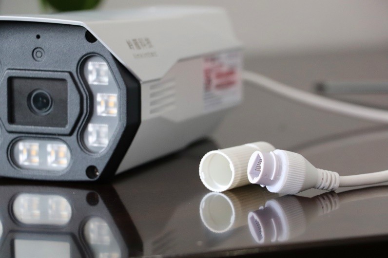 岭雁科技室内摄像头,岭雁科技和家亲智能摄像头怎样