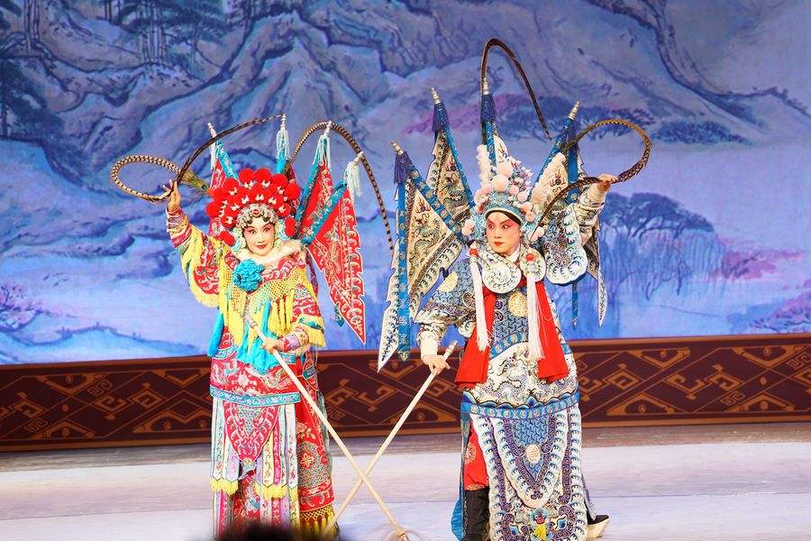 京剧行当包括生旦净末丑,京剧生旦净末丑的特点有哪些