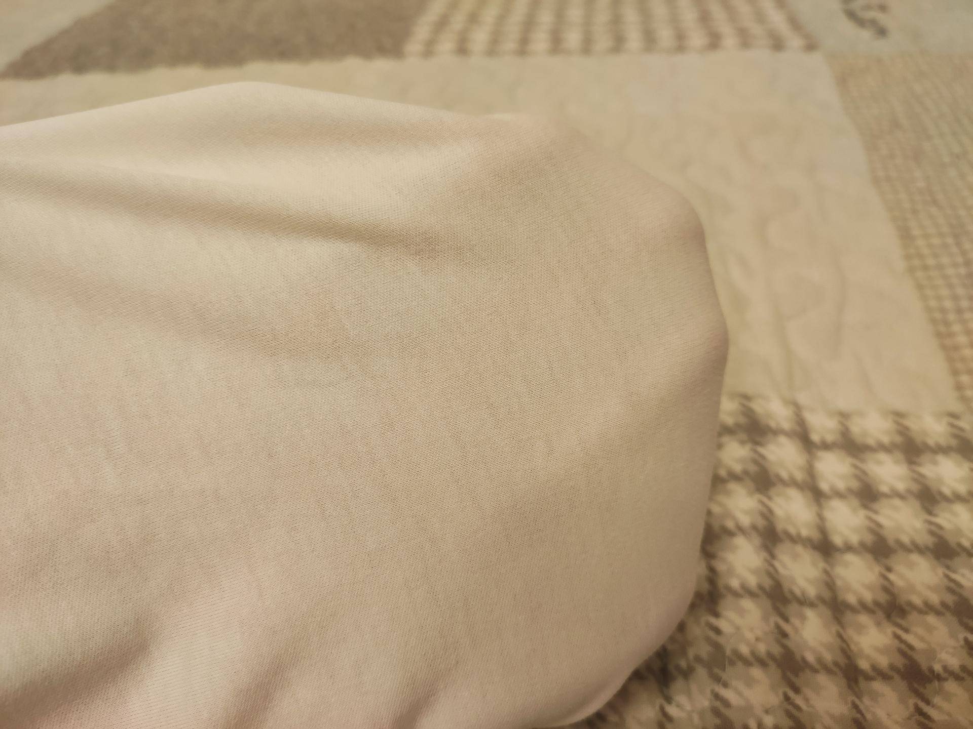 什么材质t恤适合夏天穿,夏季啥材质t恤凉快抗皱不缩水