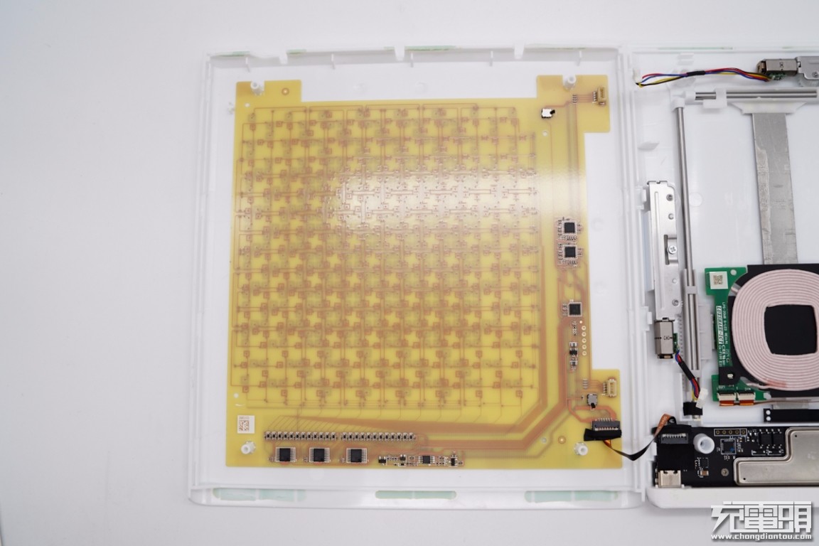 小米20w智能无线追踪式充电器缺点,小米智能追踪式无线充20w拆解