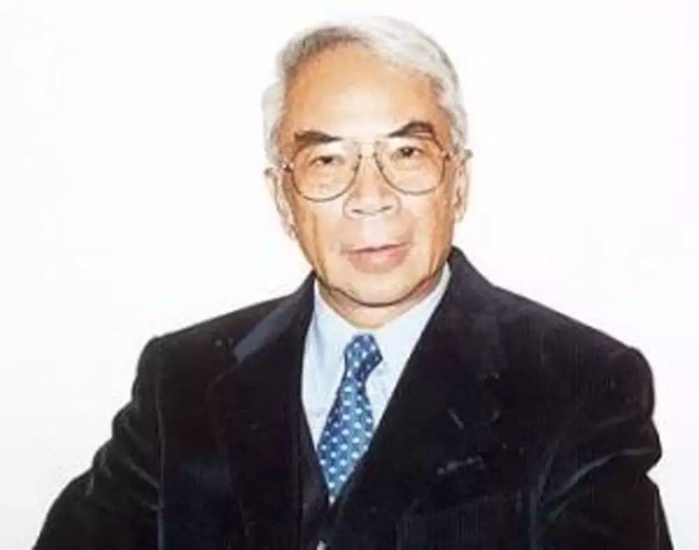 豪门之后选美折桂，从嘉禾金花到导演再到作家，郭锦恩的蜕变之路