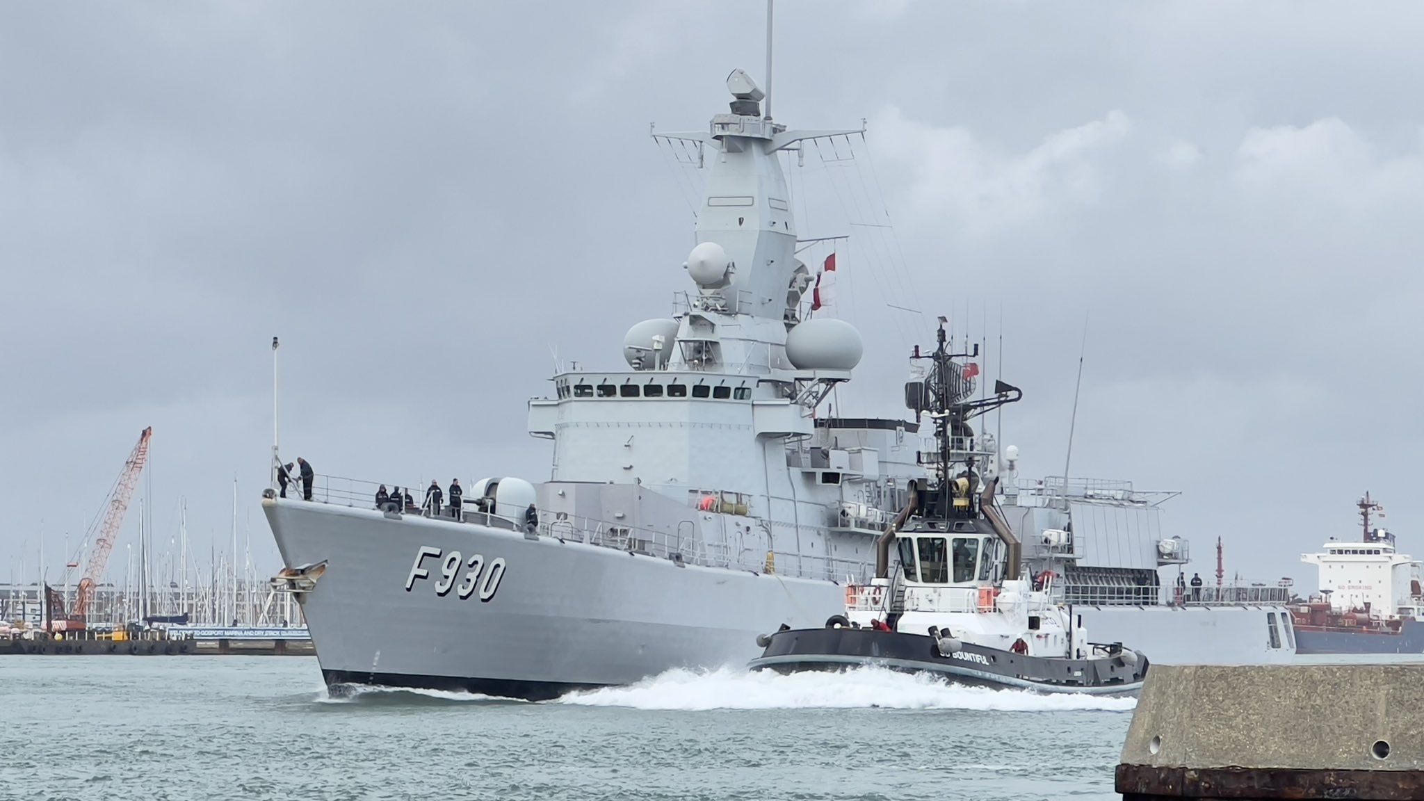 荷兰护卫舰驱逐舰,荷兰最强护卫舰