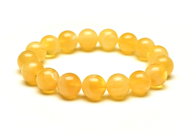 看八字适合戴的手串,提高运势的手串图片大全