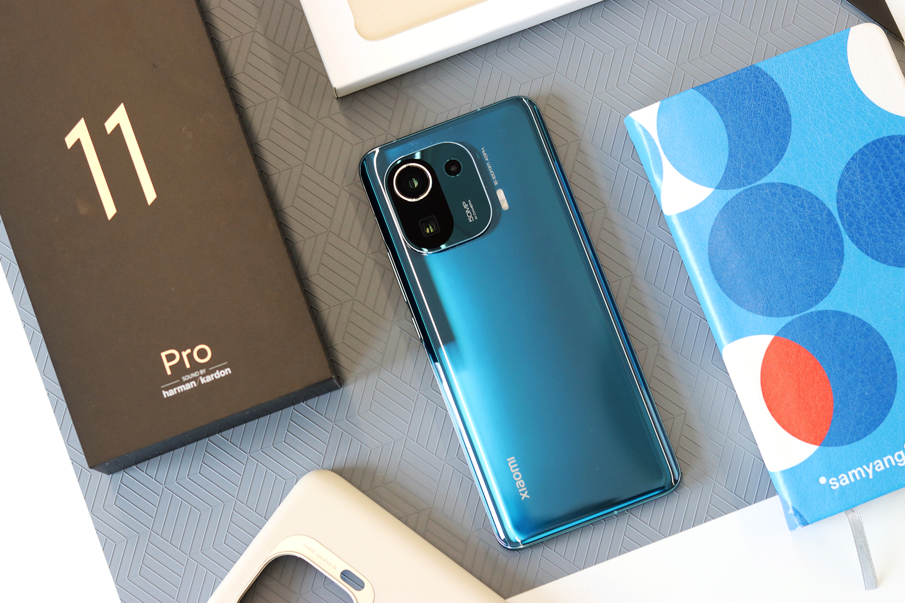 快2022年了小米11pro值得入手吗,小米11pro值得入手吗