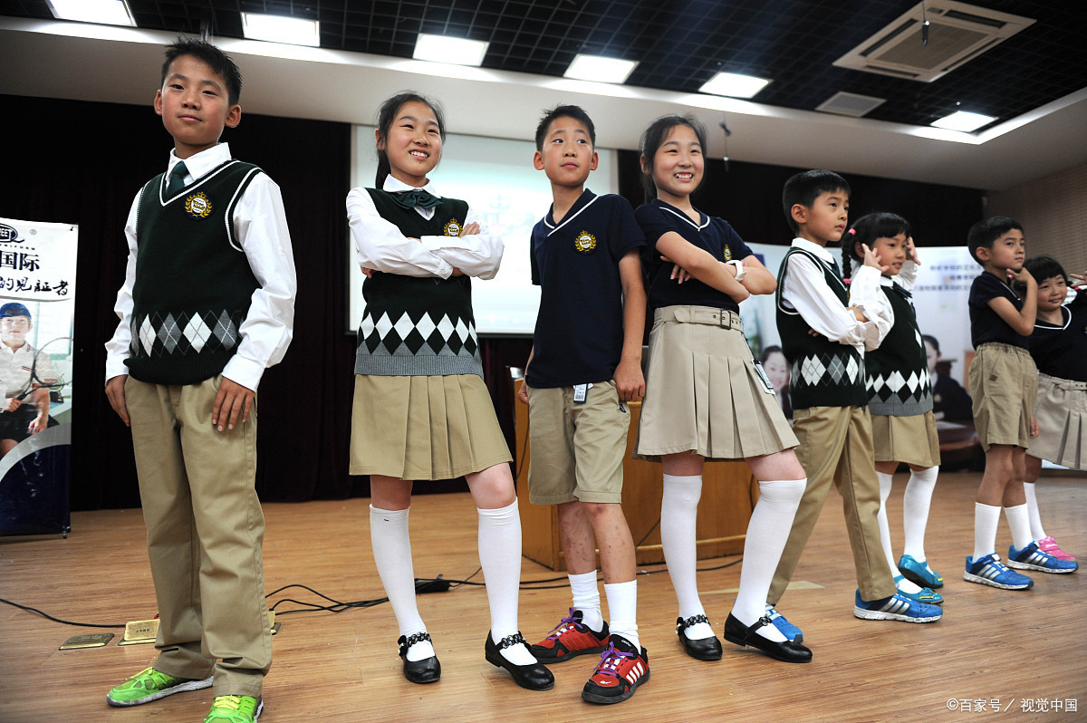 假如校服款式由学生决定,假如可以定制校服