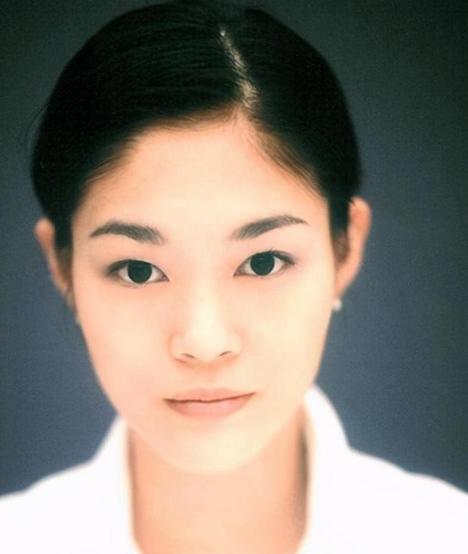 她是三星最受宠的女儿，20岁家财数亿，26岁选择自杀香消玉殒