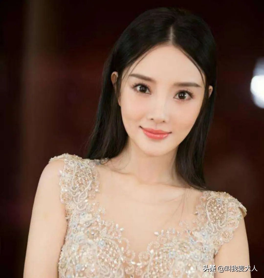 李小璐从影后沦为网红,李小璐从清纯到网红