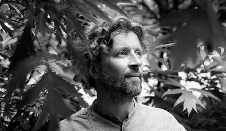 一晚80000，历时10年，耗资33亿的上海安缦，...