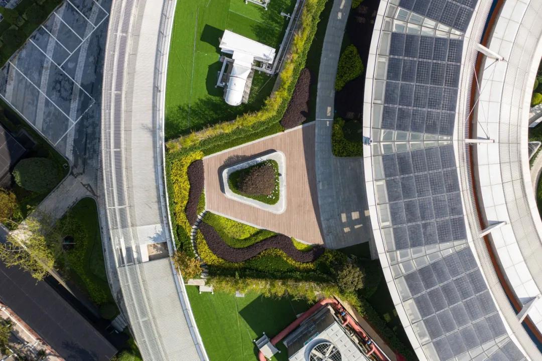 太平鸟时尚中心景观设计,自由的鸟巢