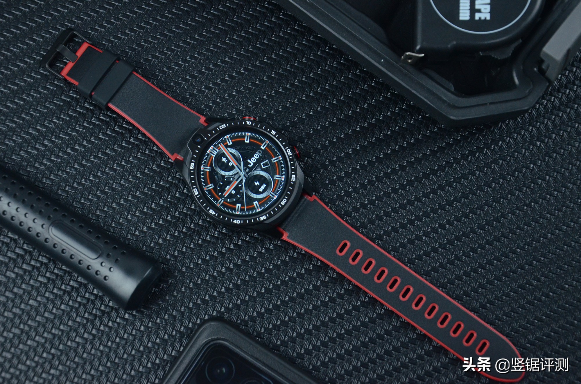 jeep黑骑士智能手表值不值得入手,jeep黑骑士fx1和fx3智能手表区别