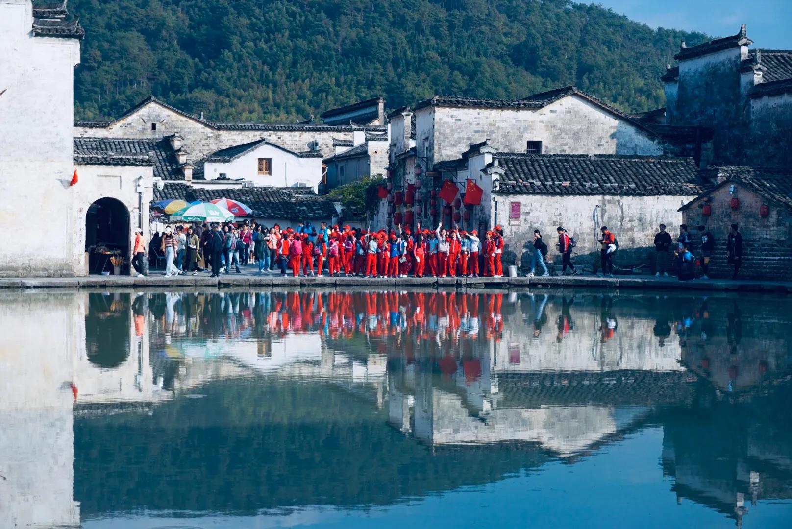 航拍下的宏村有多美,宏村旅游攻略一镜到底