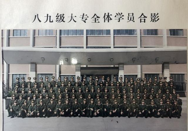 风霜雪雨师生同舟共济,风霜雪雨三十载全文