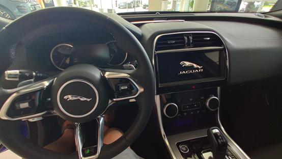 30万B级车堆料王，实在带不动的捷豹XEL，开起来到底怎么样？