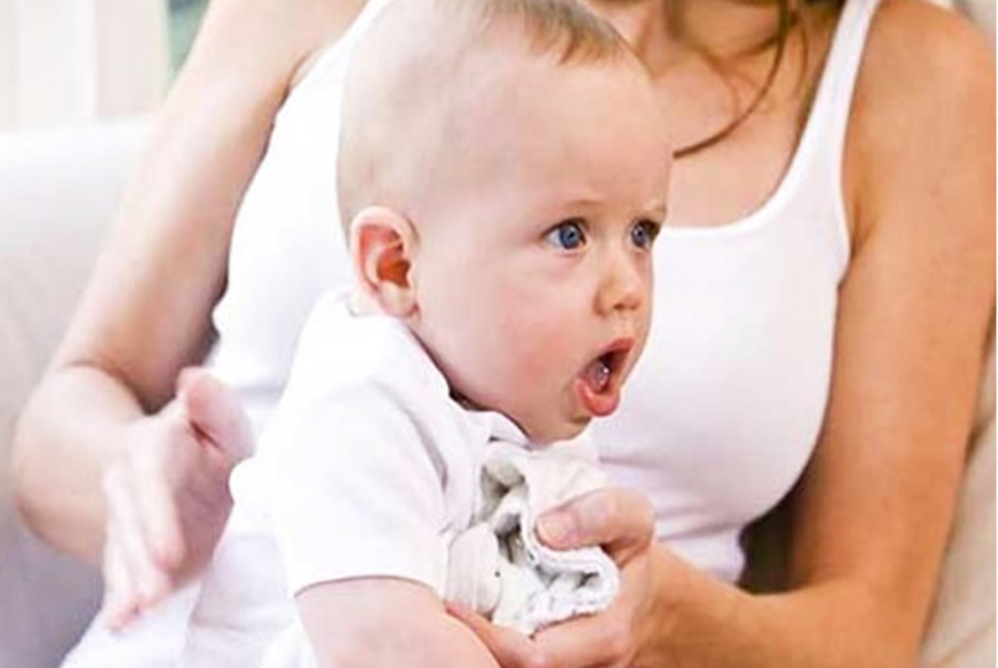 新生儿呛奶严重紧急抢救,新生儿呛奶急救操作流程