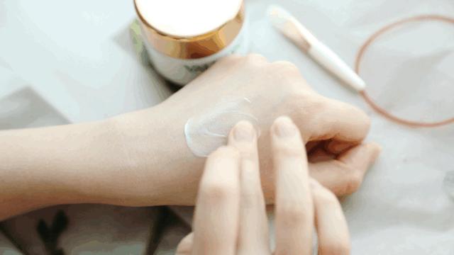 混干痘肌面霜推荐平价,混干适合的面霜推荐