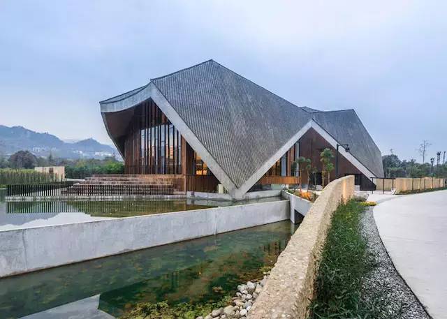 罗浮山清水湖民宿订房,全家出游避暑