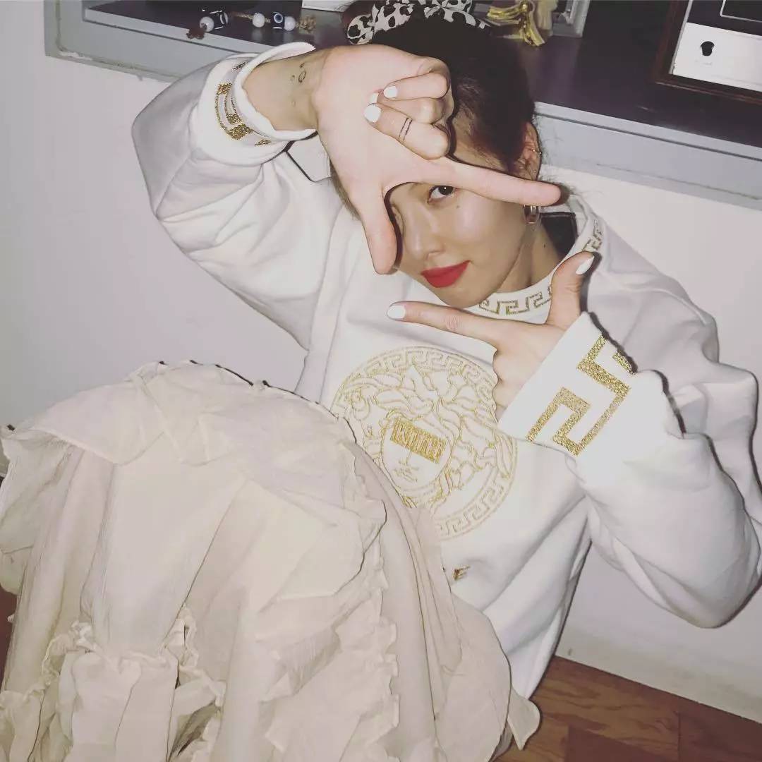 老铁放肆购！潮牌1~3折起，衣麦仓哈尔滨银泰店被时尚咖“攻陷”