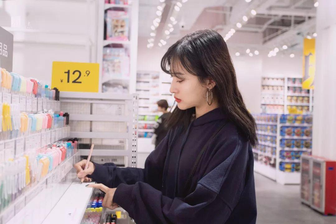 壕占800㎡+的KKV落户天津，「集装箱」式淘货圣地，逛到停不下来