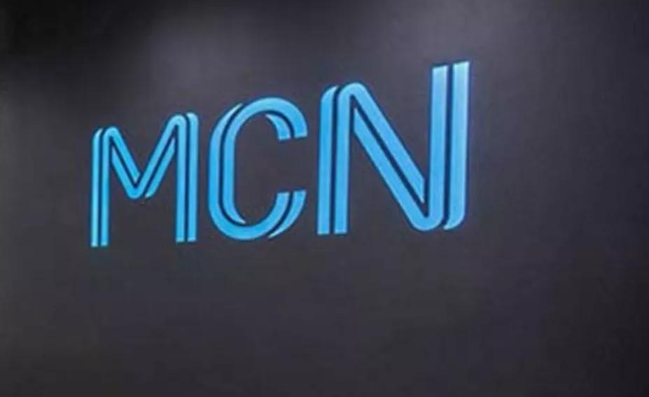 李佳琦大明星,比李佳琦好的狗