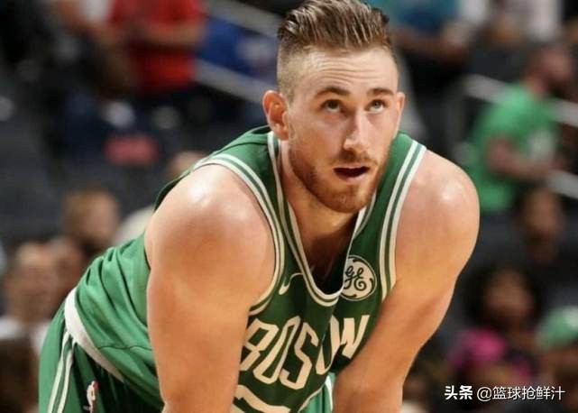 乔丹三次复出彻底封神,乔丹两次复出