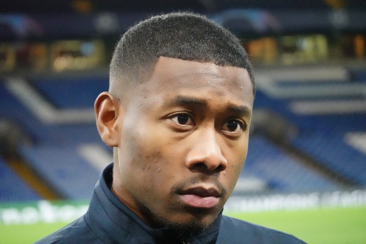 仁蜜蓝桥唱「现场直击足球回家」南大王赛后还加练太扎心