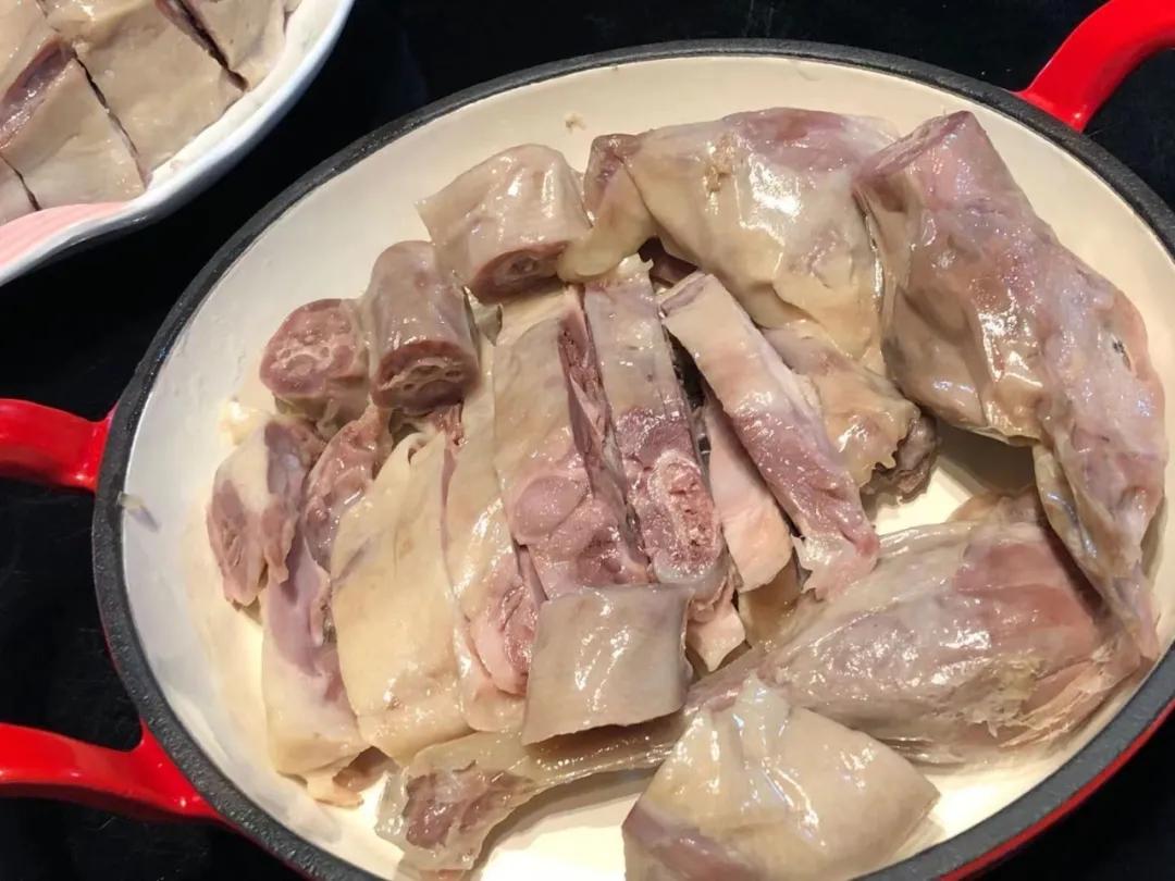 南京夫子庙六朝鸭业盐水鸭,南京六朝鸭是盐水鸭吗