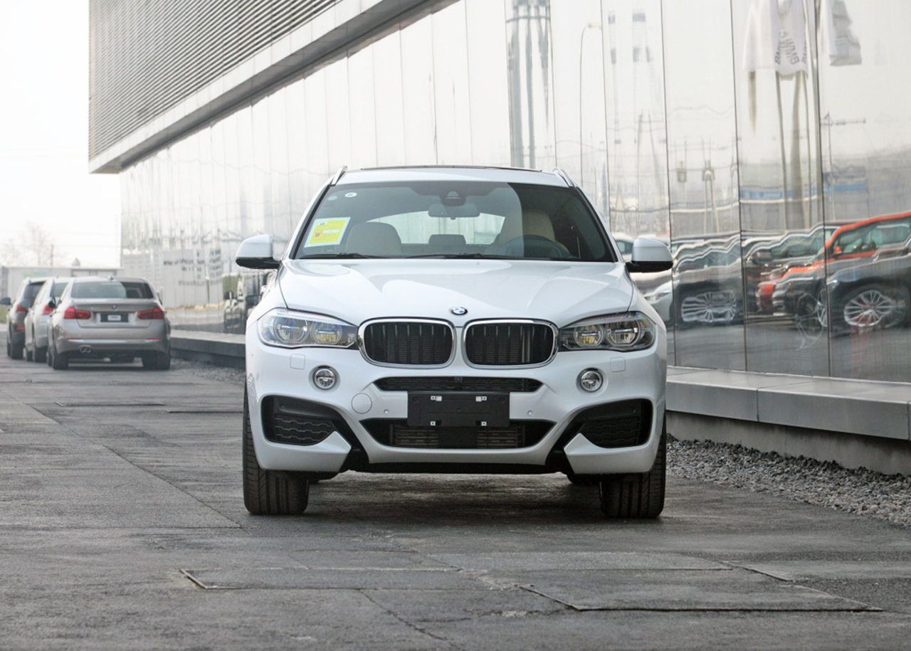 新一代宝马x6动感十足,老款宝马x6上档次吗