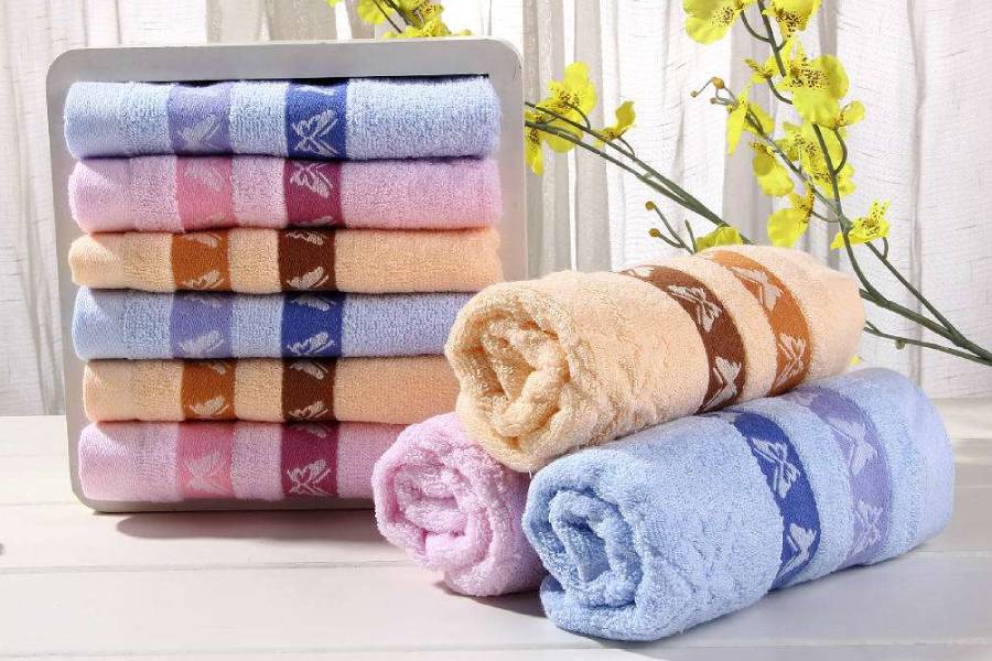 用碱和醋洗毛巾的方法,毛巾变硬湿黏有异味怎么处理