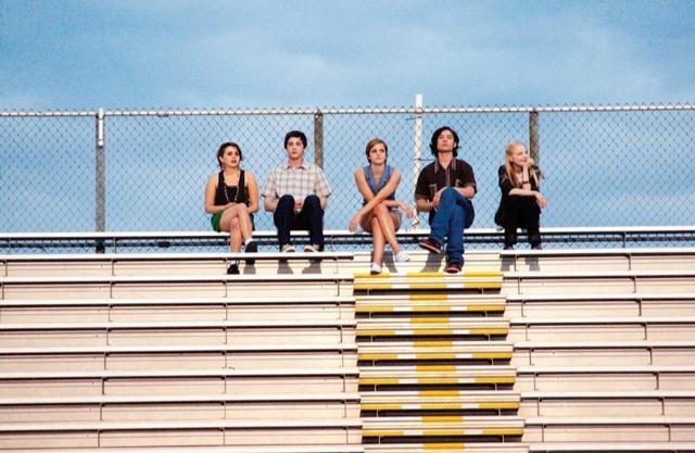 壁花少年四部分解说,壁花少年的片段