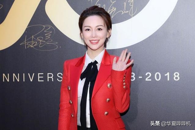 九球天后潘晓婷为何至今单身,九球潘晓婷的个人简历