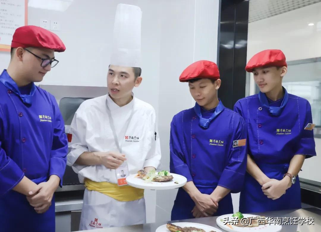 初中毕业学技术选什么专业好就业,初中学历学什么技术专业比较好