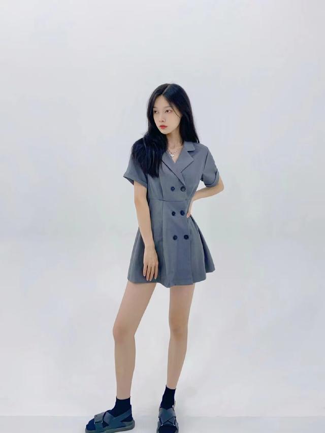 万能拍照姿势站姿图片可爱,自拍显瘦姿势大全站姿户外