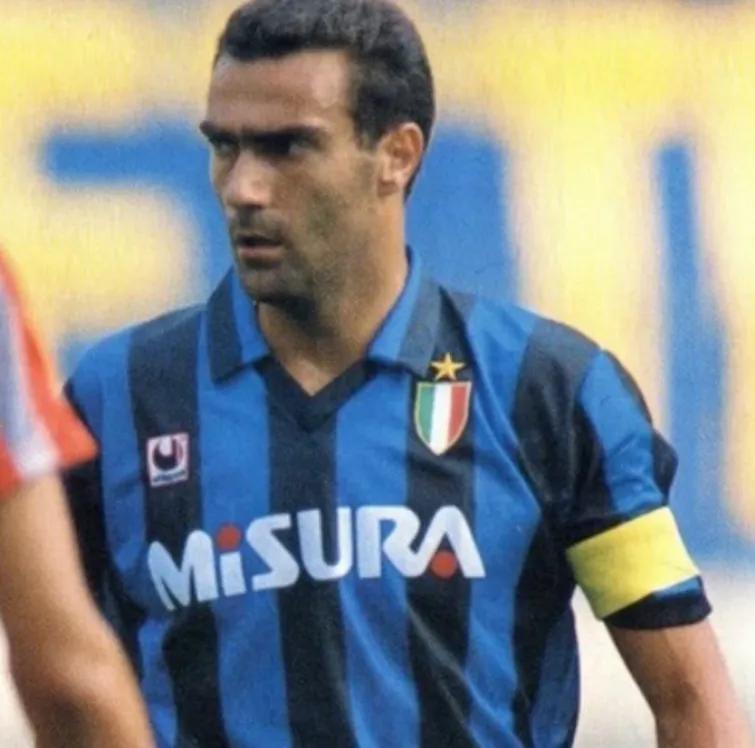 意甲现役最佳阵容公布,心目中足坛历史最佳阵容