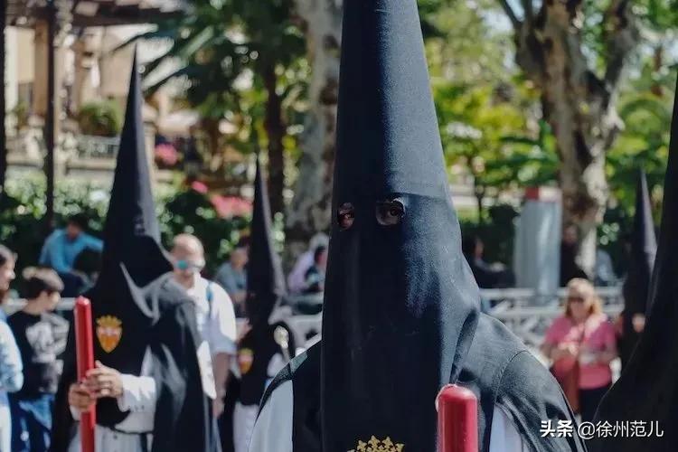 巫师为什么骑扫把不骑凳子,为什么巫师要用扫帚飞行