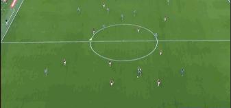 伊布梅开二度米兰4:0克罗托内,伊布重回ac米兰战绩