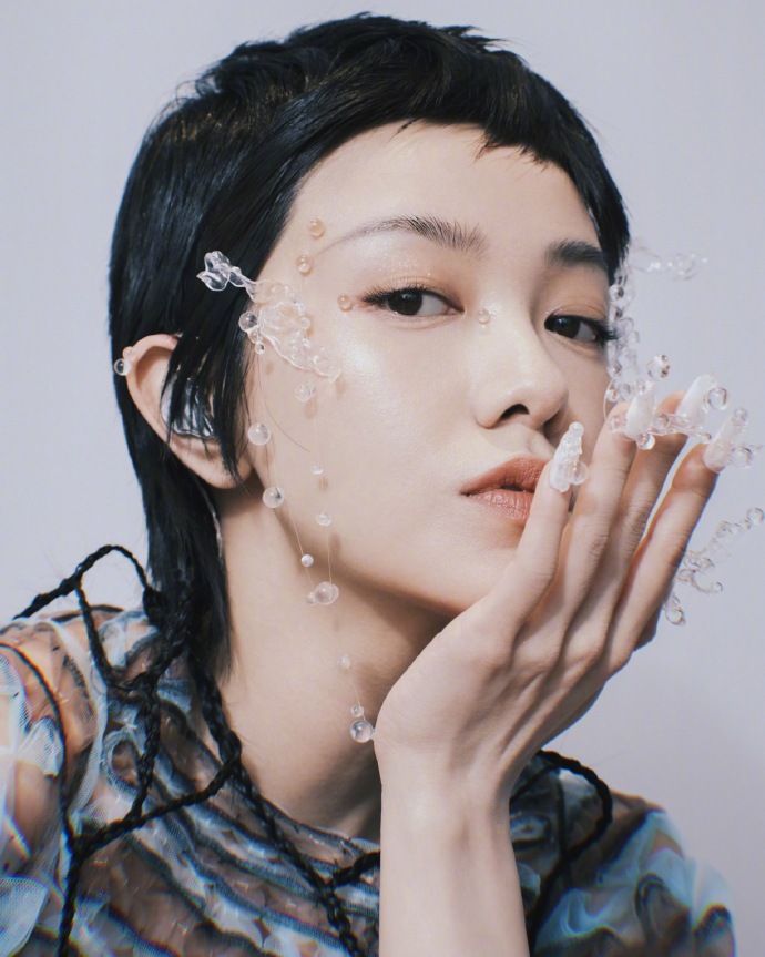 郭采洁周六夜现场短发,郭采洁露耳超短发