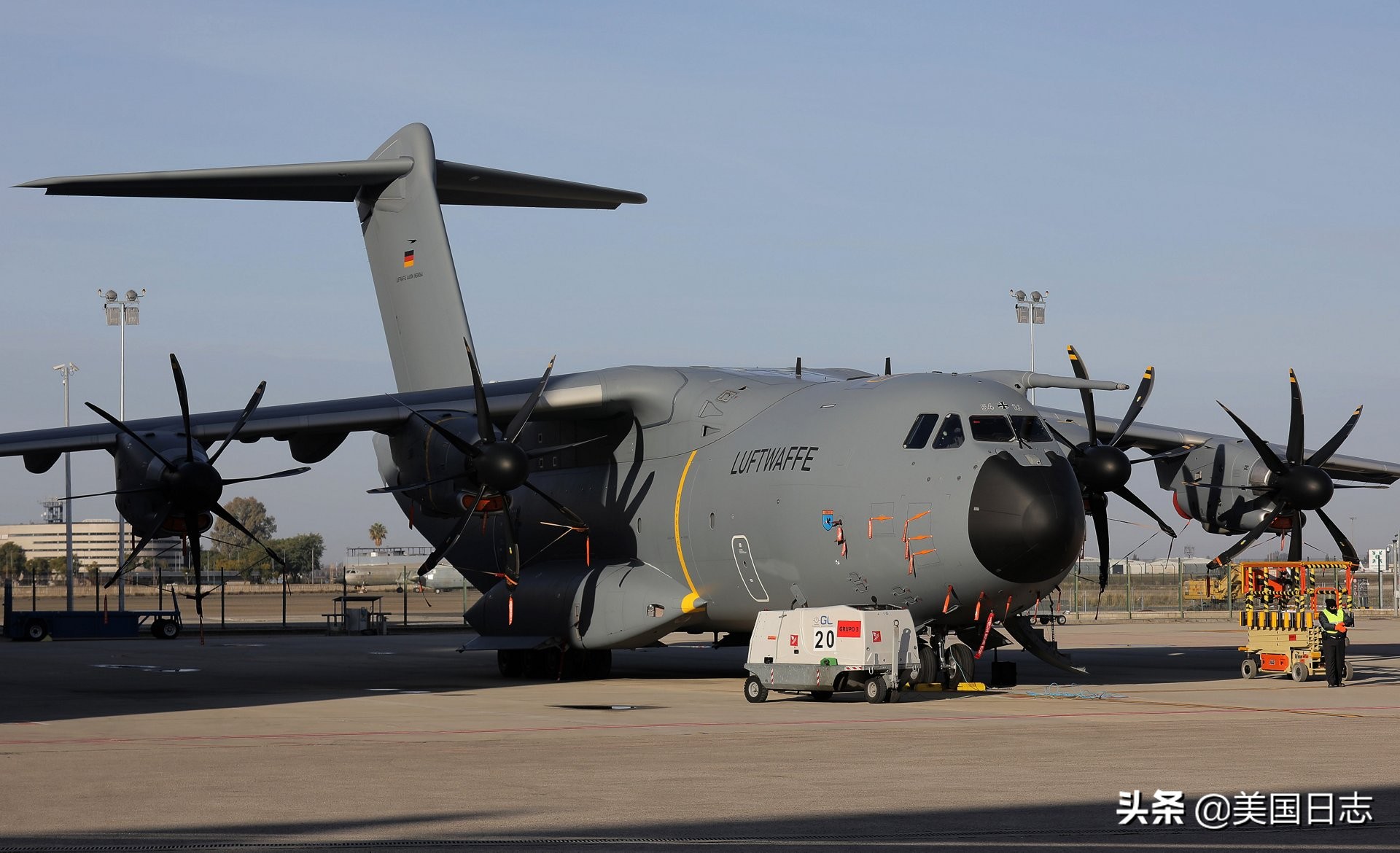 西班牙空军运送防疫物资,西班牙援助中国抗疫物资